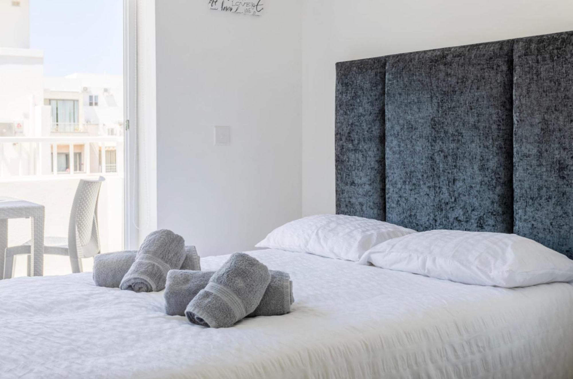 Saint Julian - Lovely Apartment With Terrace - Cityapartmentstay San Giuliano Esterno foto