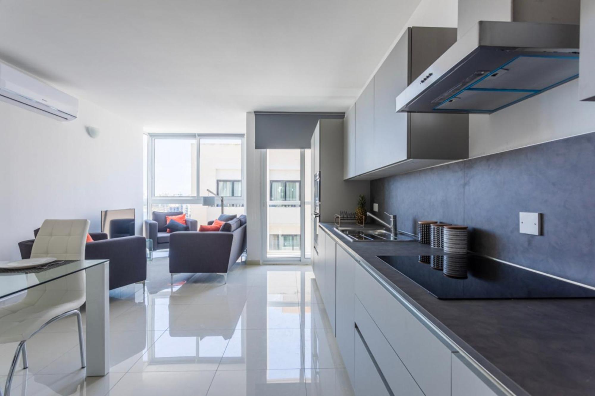 Saint Julian - Lovely Apartment With Terrace - Cityapartmentstay San Giuliano Esterno foto
